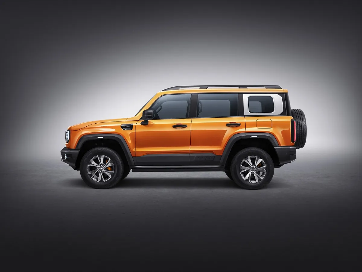 Beijing BJ40,autocango,china used car exporter,china ev exporter,chinese used car exporter,chinese used ev exporter