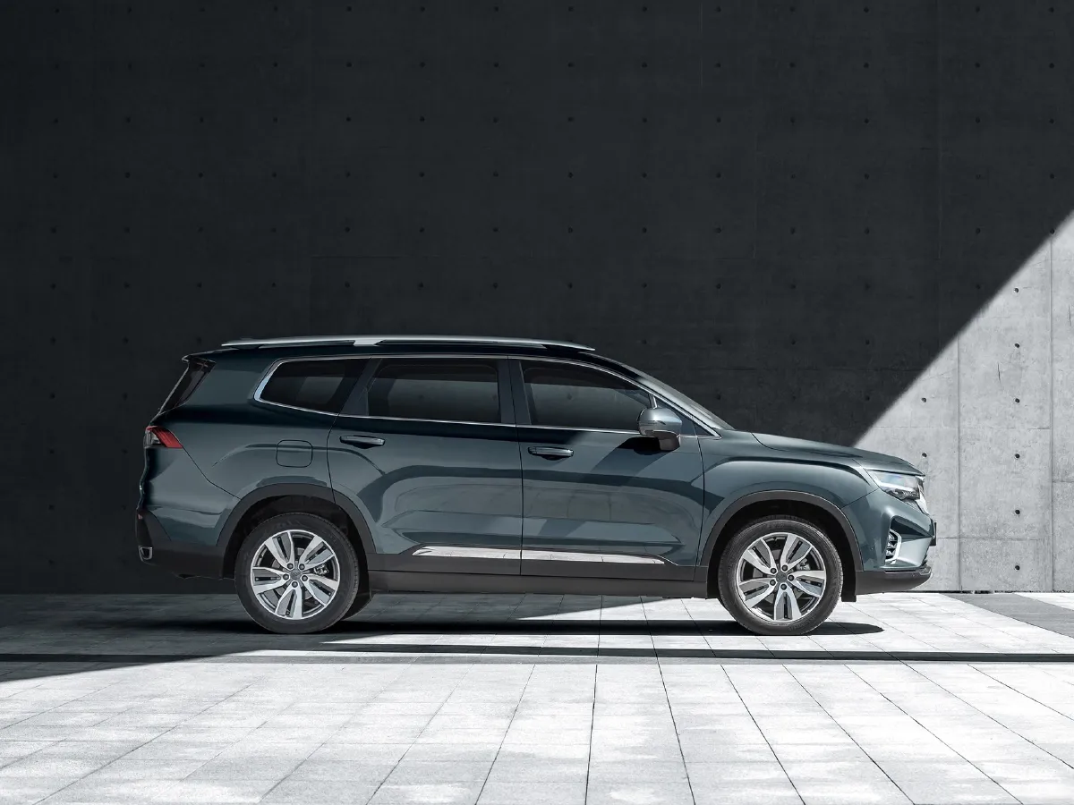 Geely Okavango,autocango,china used car exporter,china ev exporter,chinese used car exporter,chinese used ev exporter