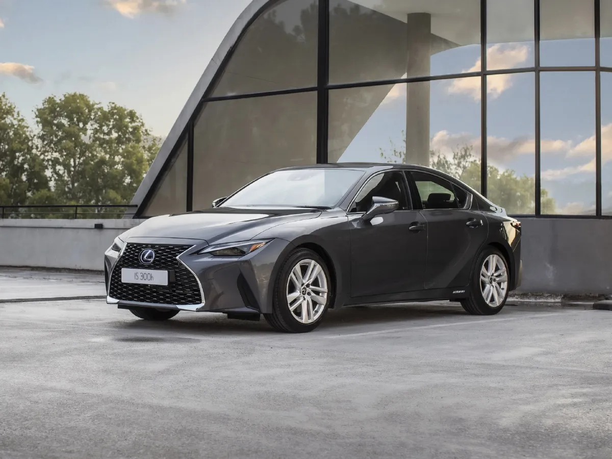 Lexus IS,autocango,china used car exporter,china ev exporter,chinese used car exporter,chinese used ev exporter