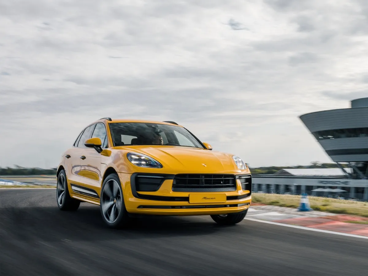 Porsche Macan,autocango,china used car exporter,china ev exporter,chinese used car exporter,chinese used ev exporter