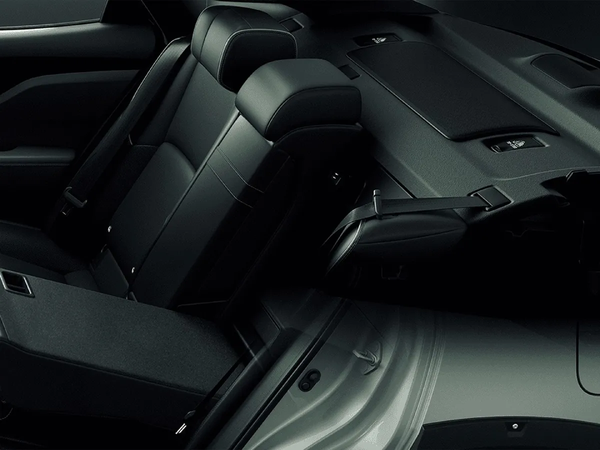 Toyota Crown,autocango,china used car exporter,china ev exporter,chinese used car exporter,chinese used ev exporter