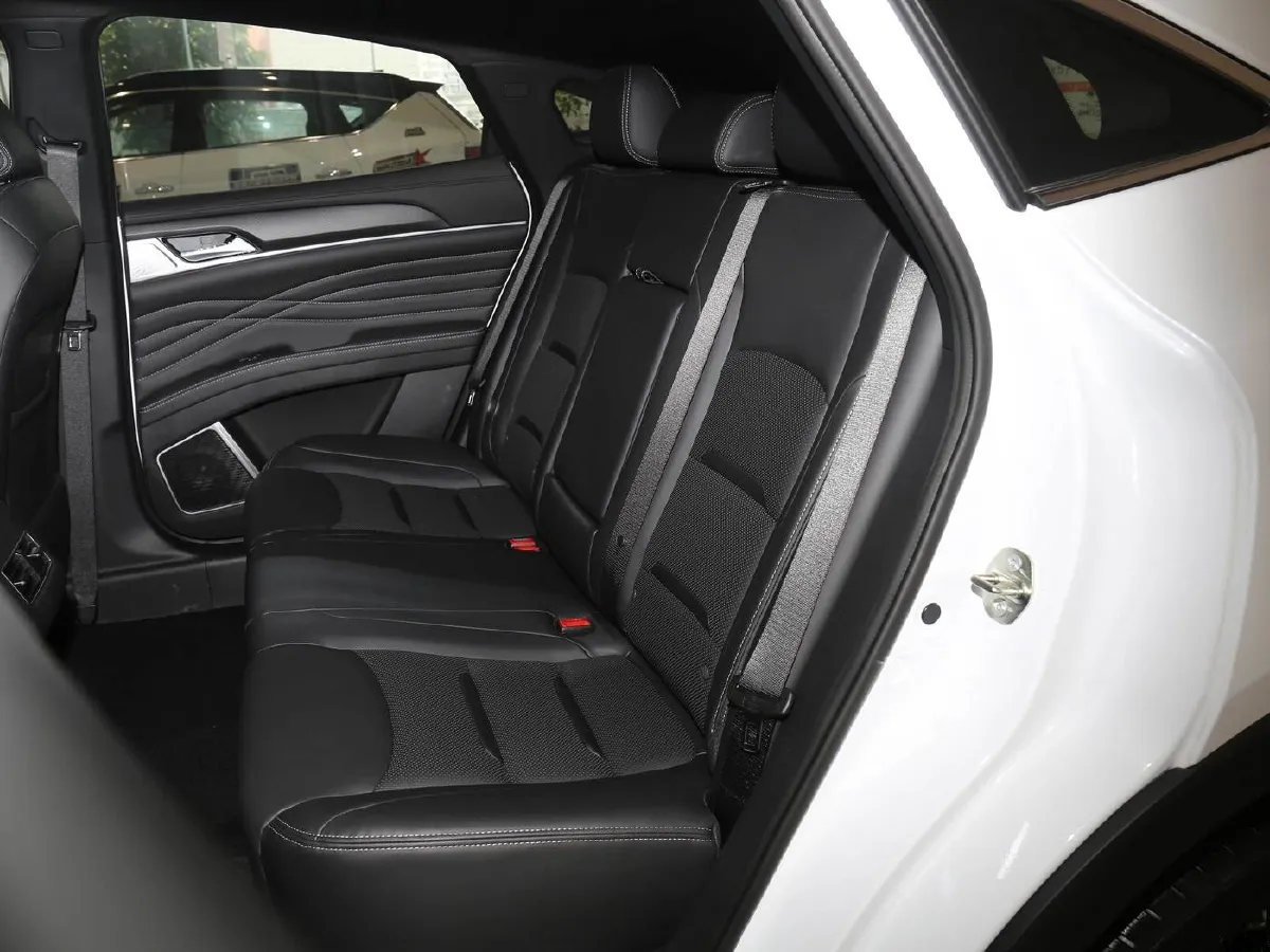 DongFeng Fengon Fengon ix5,autocango,china used car exporter,china ev exporter,chinese used car exporter,chinese used ev exporter