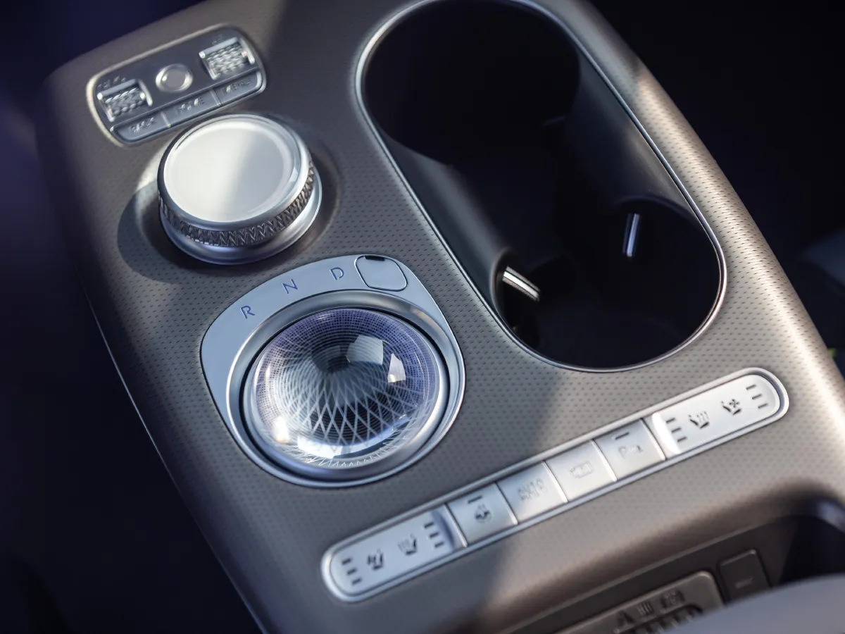 Genesis GV60,autocango,china used car exporter,china ev exporter,chinese used car exporter,chinese used ev exporter