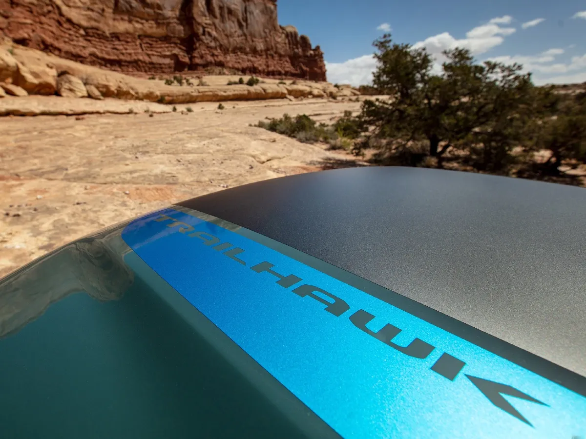 Jeep Grand Cherokee 4XE,autocango,china used car exporter,china ev exporter,chinese used car exporter,chinese used ev exporter