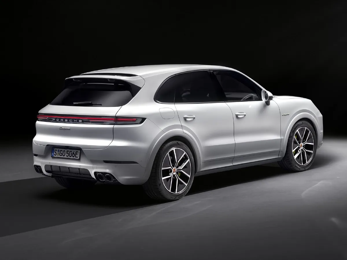 Porsche Cayenne,autocango,china used car exporter,china ev exporter,chinese used car exporter,chinese used ev exporter
