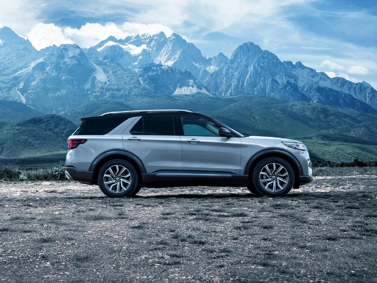 Ford Explorer,autocango,china used car exporter,china ev exporter,chinese used car exporter,chinese used ev exporter