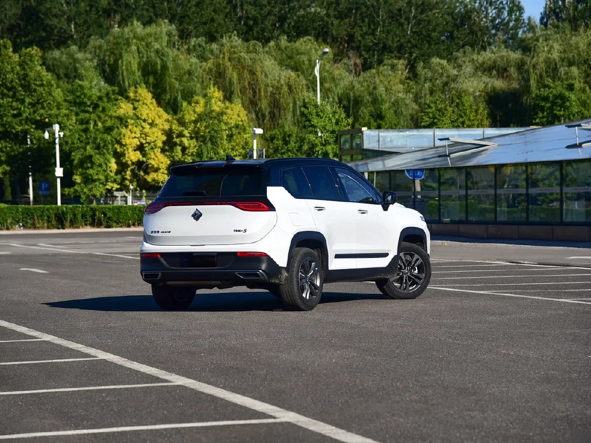 2019 BaoJun RS-5 1.5T 147HP L4 CVT,autocango,china used car exporter,china ev exporter,chinese used car exporter,chinese used ev exporter