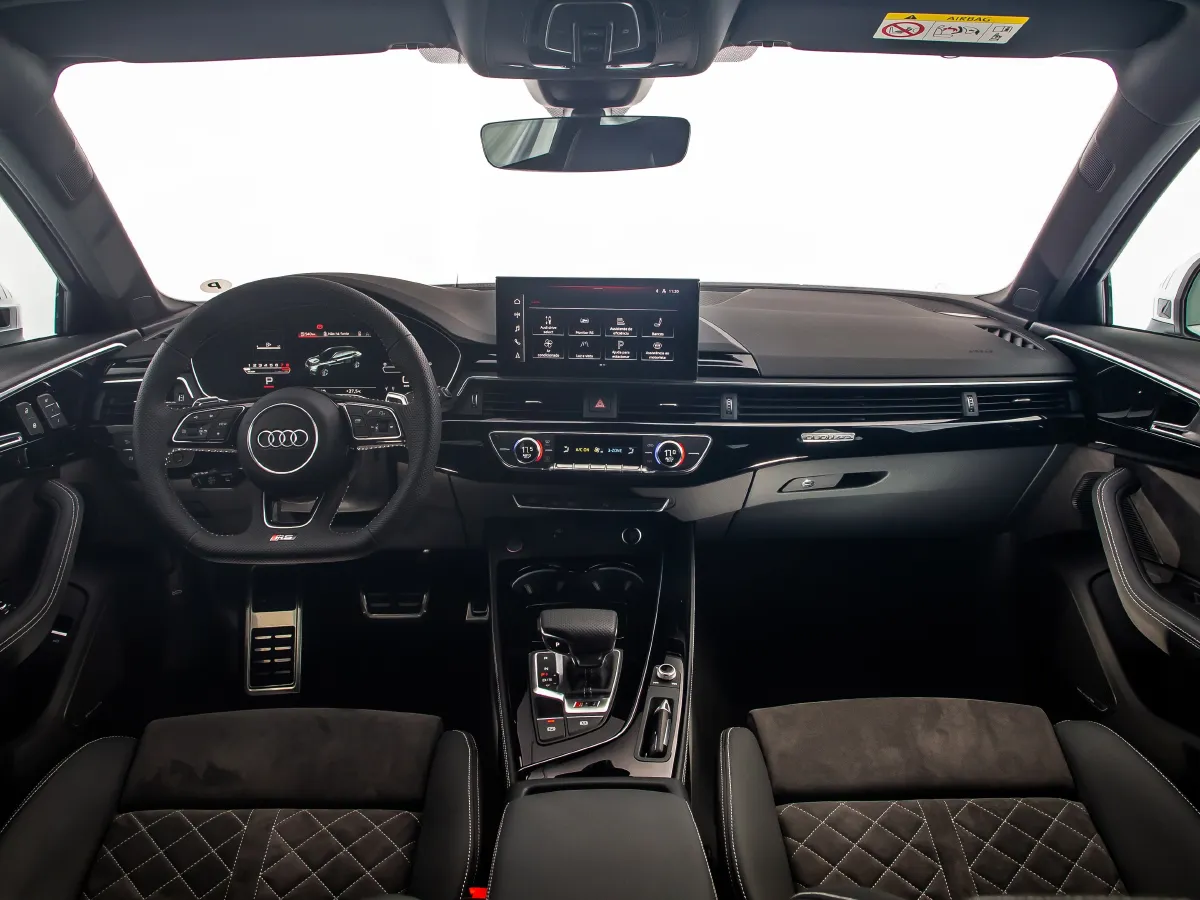 Audi RS 4,autocango,china used car exporter,china ev exporter,chinese used car exporter,chinese used ev exporter