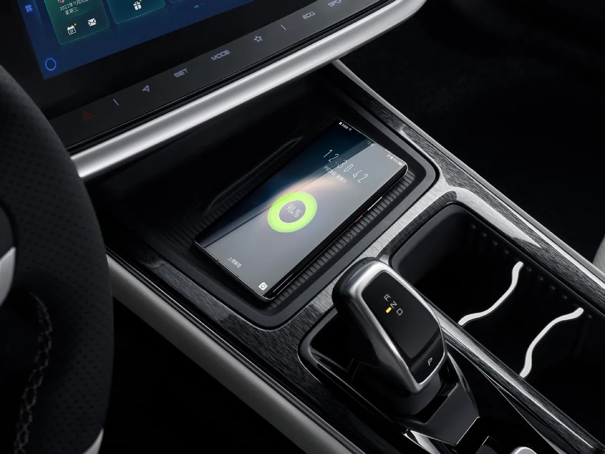 DongFeng Aeolus YiXuan MAX,autocango,china used car exporter,china ev exporter,chinese used car exporter,chinese used ev exporter