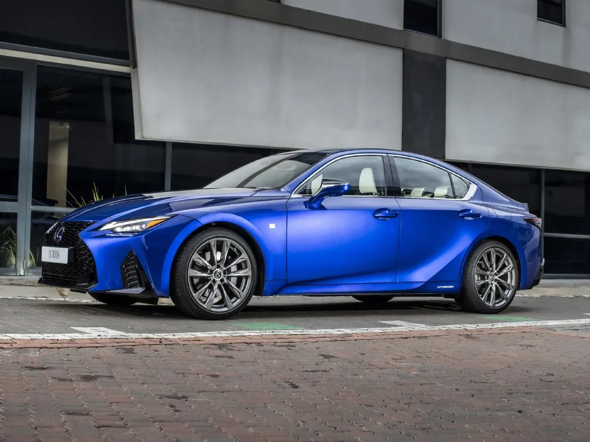 Lexus IS,autocango,china used car exporter,china ev exporter,chinese used car exporter,chinese used ev exporter