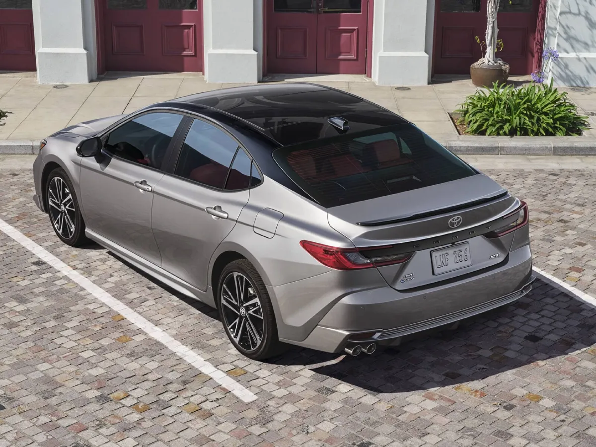 Toyota Camry,autocango,china used car exporter,china ev exporter,chinese used car exporter,chinese used ev exporter