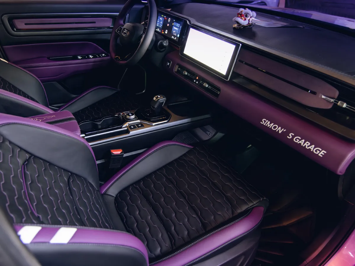 Geely ICON,autocango,china used car exporter,china ev exporter,chinese used car exporter,chinese used ev exporter