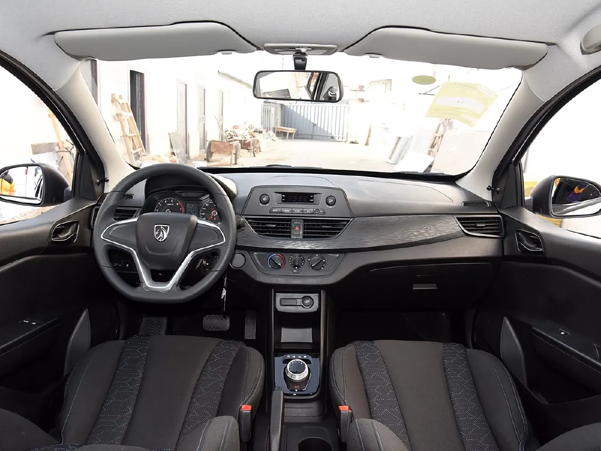 BaoJun 310W,autocango,china used car exporter,china ev exporter,chinese used car exporter,chinese used ev exporter