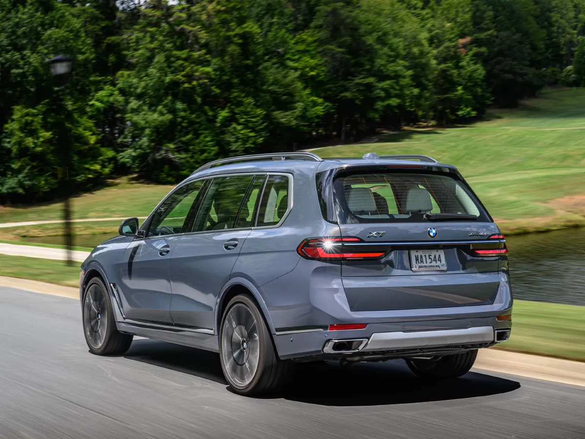 BMW X7,autocango,china used car exporter,china ev exporter,chinese used car exporter,chinese used ev exporter