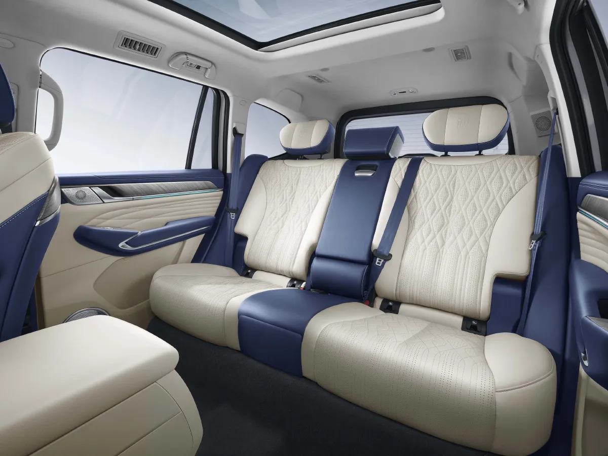 Tank 500,autocango,china used car exporter,china ev exporter,chinese used car exporter,chinese used ev exporter