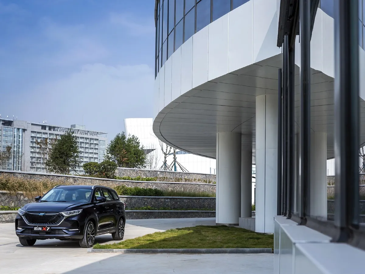 2021 ChangAn Oshan X7 1.5T 178HP L4 6MT,autocango,china used car exporter,china ev exporter,chinese used car exporter,chinese used ev exporter