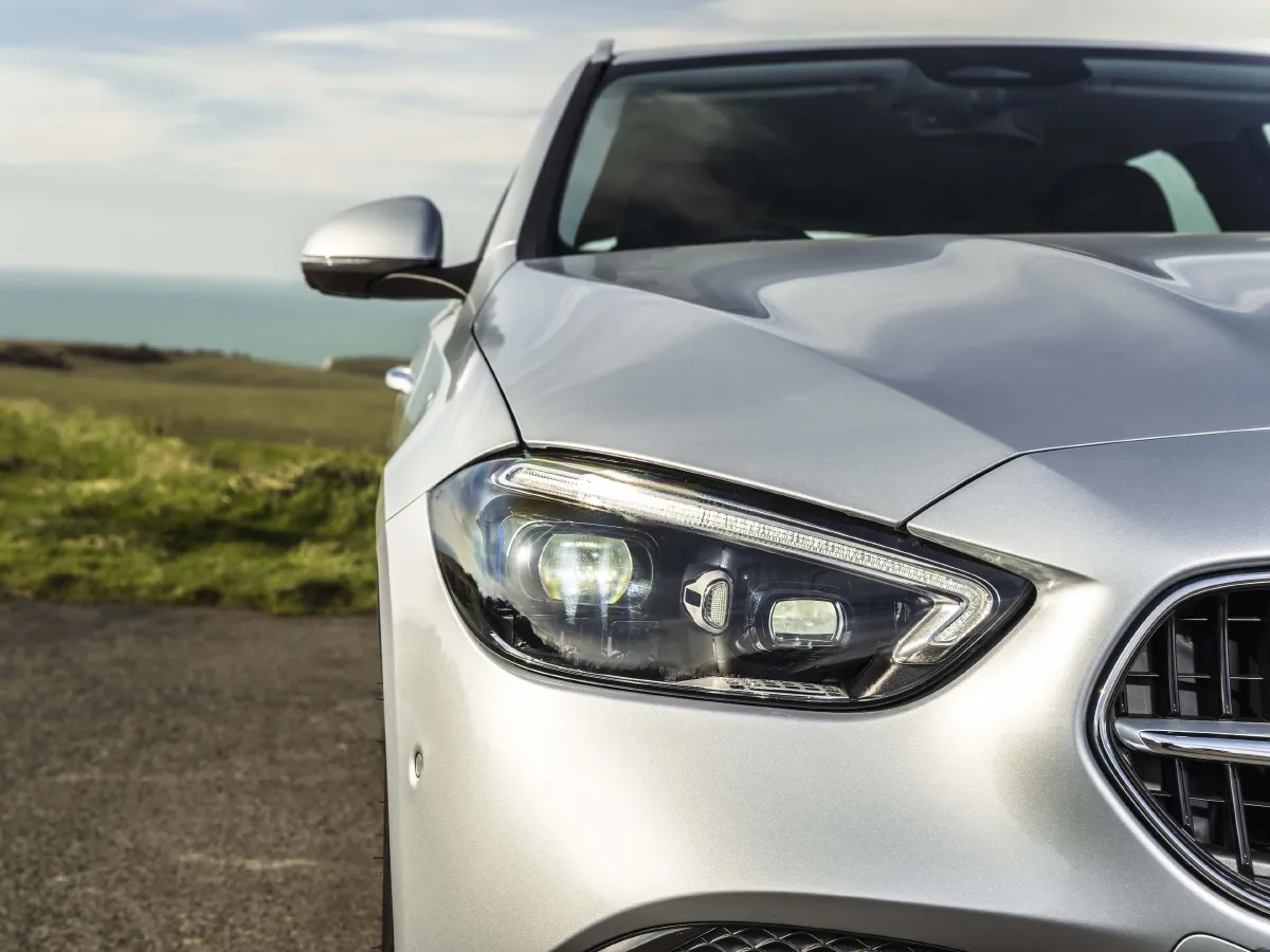 Mercedes-Benz C Class,autocango,china used car exporter,china ev exporter,chinese used car exporter,chinese used ev exporter