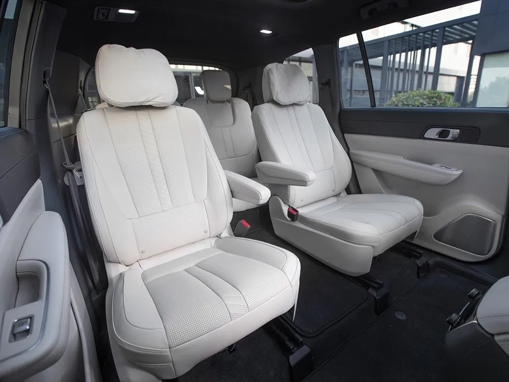 Li ONE,autocango,china used car exporter,china ev exporter,chinese used car exporter,chinese used ev exporter