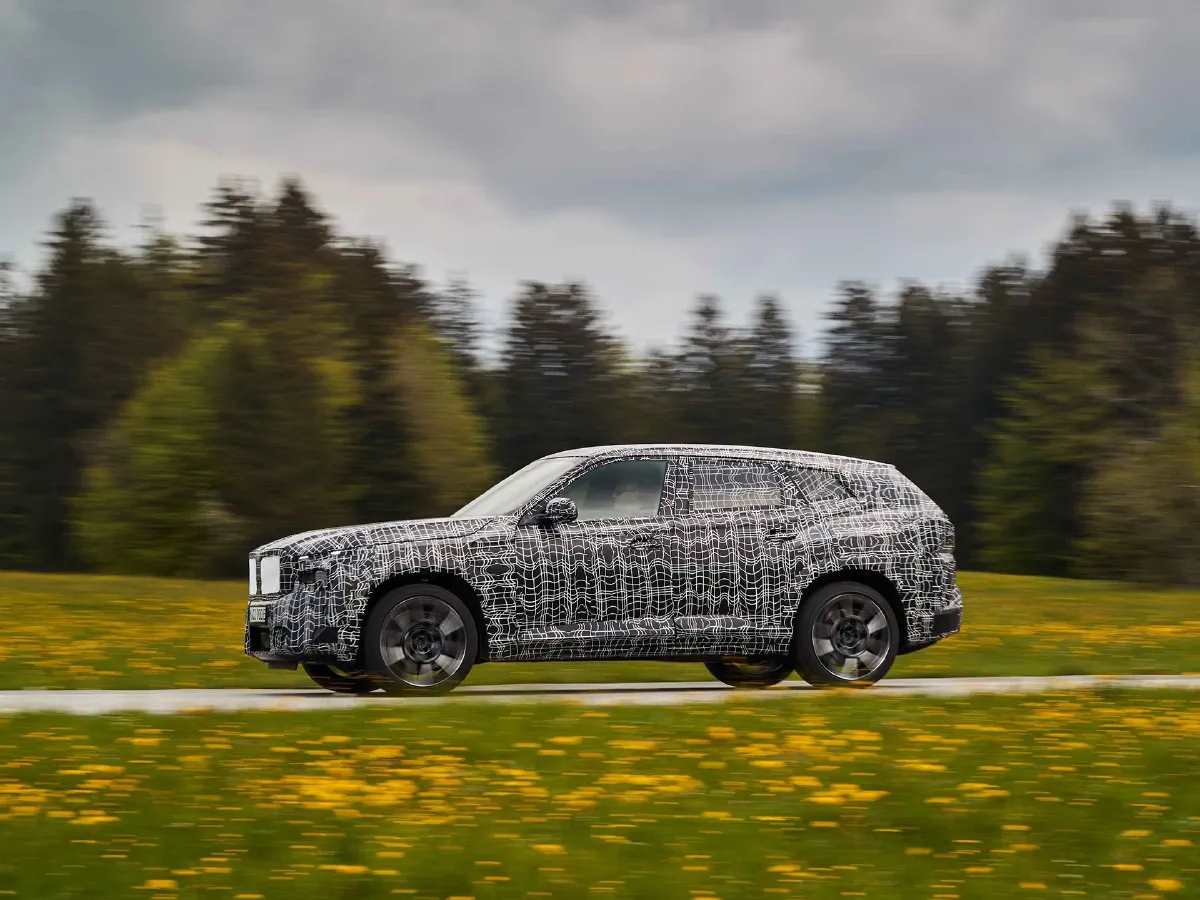 2023 BMW XM 4.4T 585HP V8 8AT PHEV 25.7KWH,autocango,china used car exporter,china ev exporter,chinese used car exporter,chinese used ev exporter