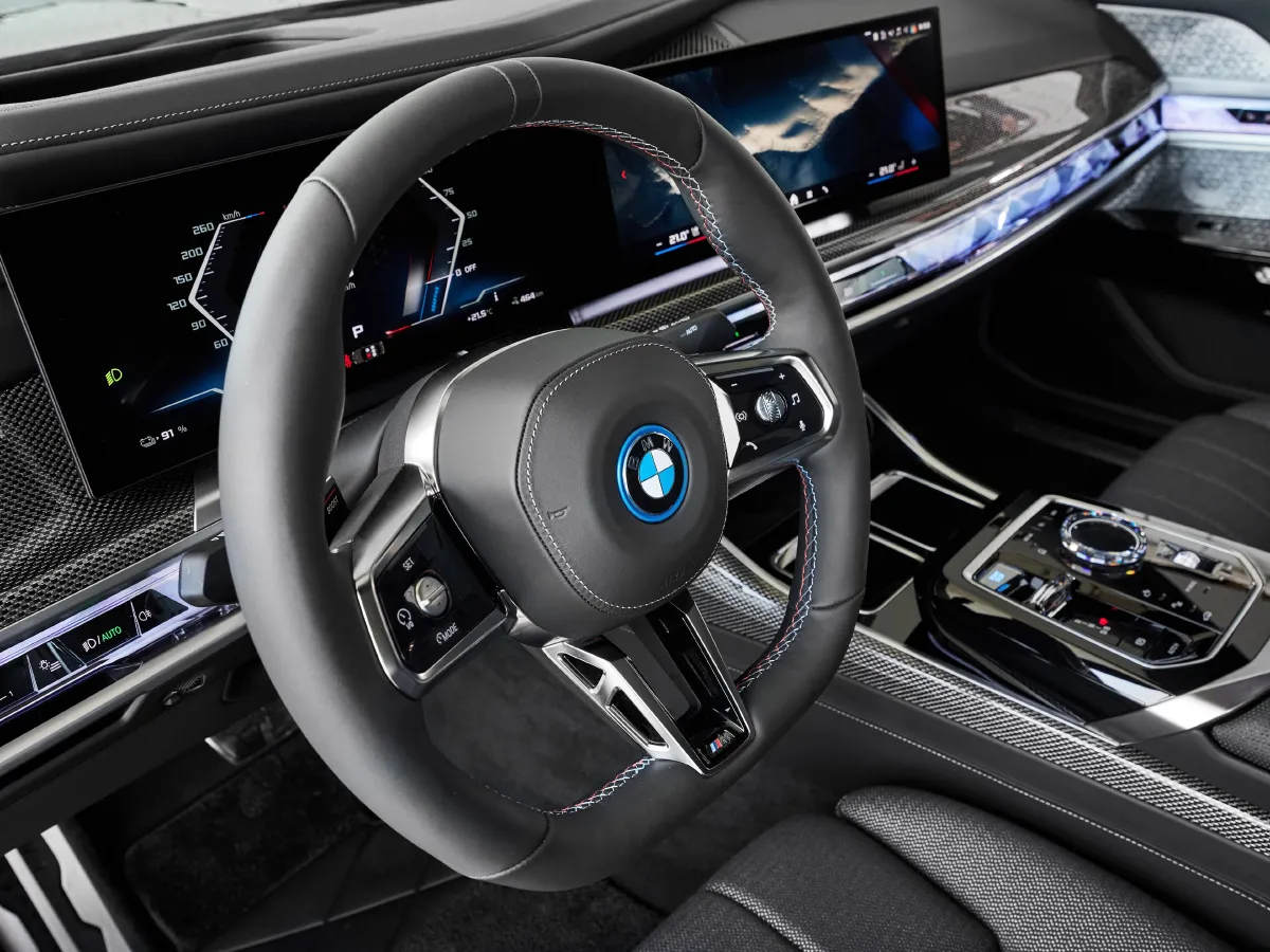 BMW i7,autocango,china used car exporter,china ev exporter,chinese used car exporter,chinese used ev exporter