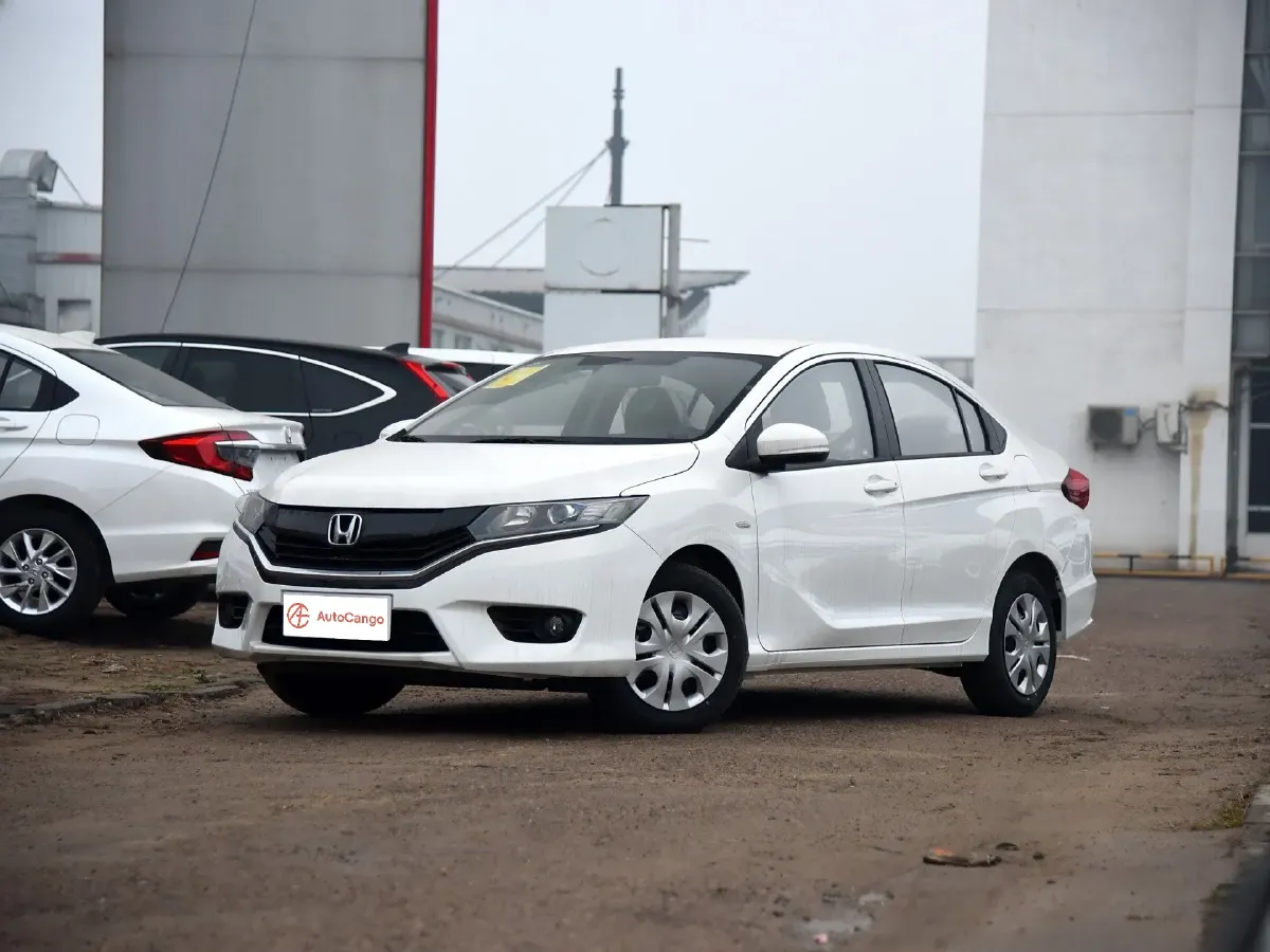 Honda Greiz,autocango,china used car exporter,china ev exporter,chinese used car exporter,chinese used ev exporter