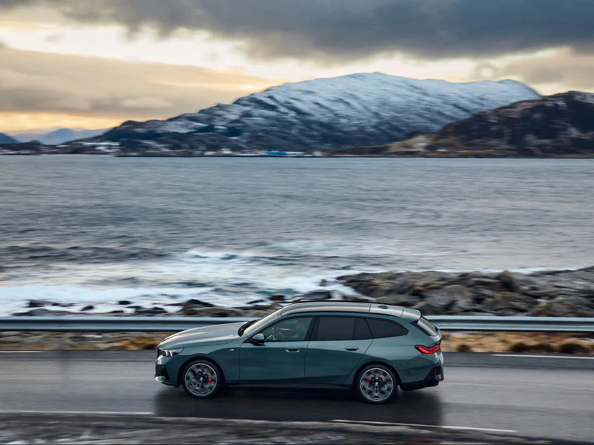 BMW i5,autocango,china used car exporter,china ev exporter,chinese used car exporter,chinese used ev exporter