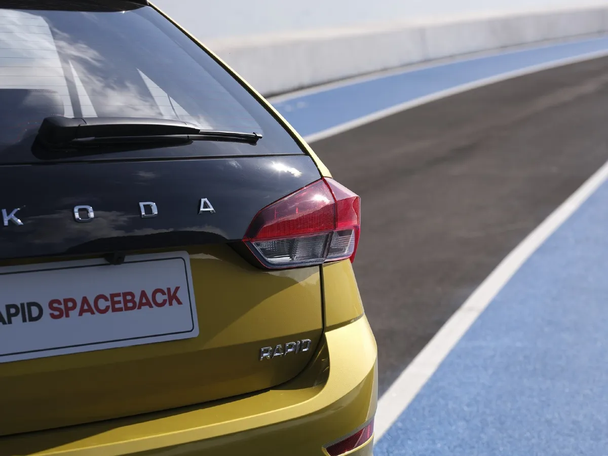 Skoda Rapid Spaceback,autocango,china used car exporter,china ev exporter,chinese used car exporter,chinese used ev exporter