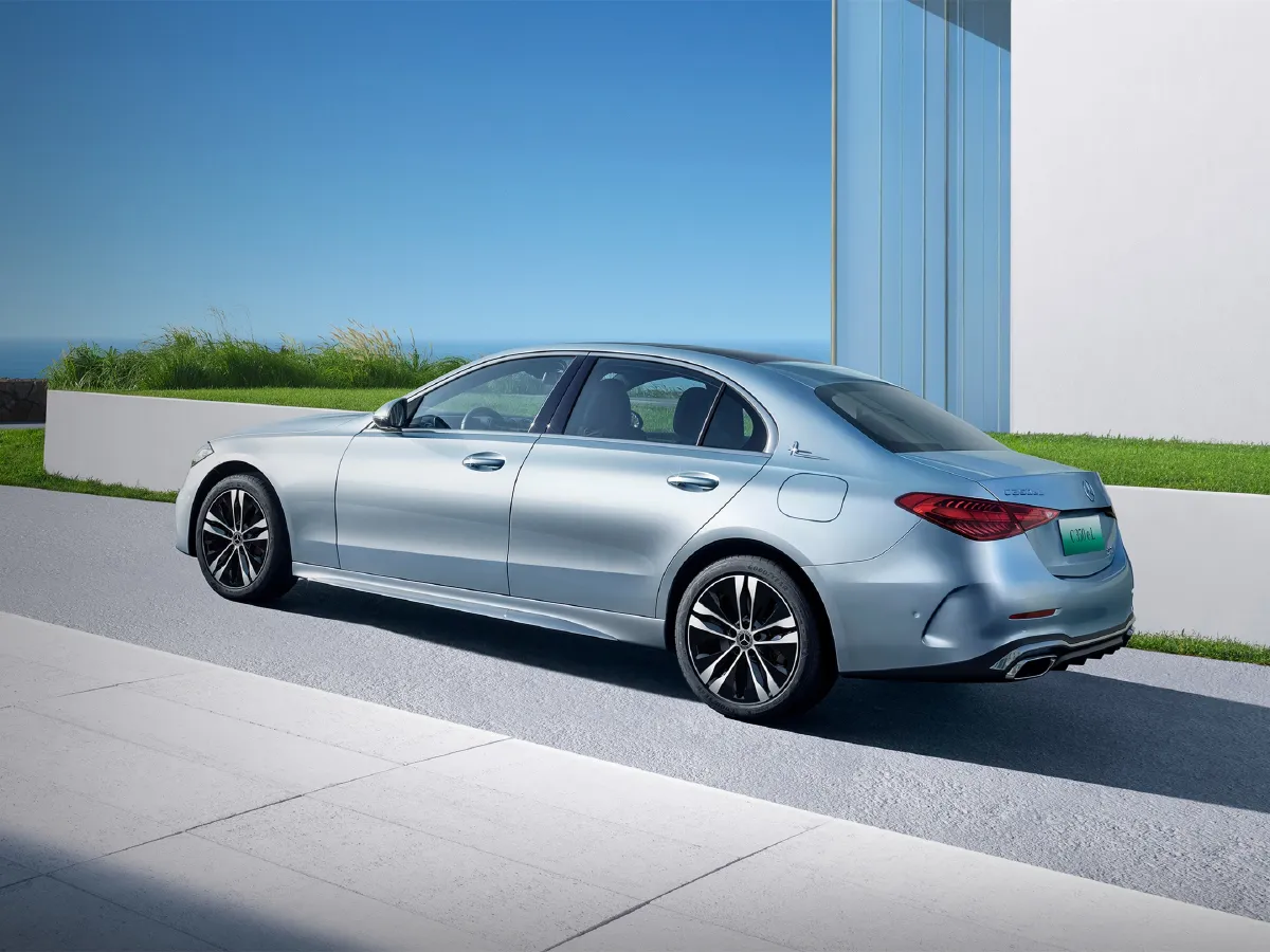 Mercedes-Benz C Class,autocango,china used car exporter,china ev exporter,chinese used car exporter,chinese used ev exporter