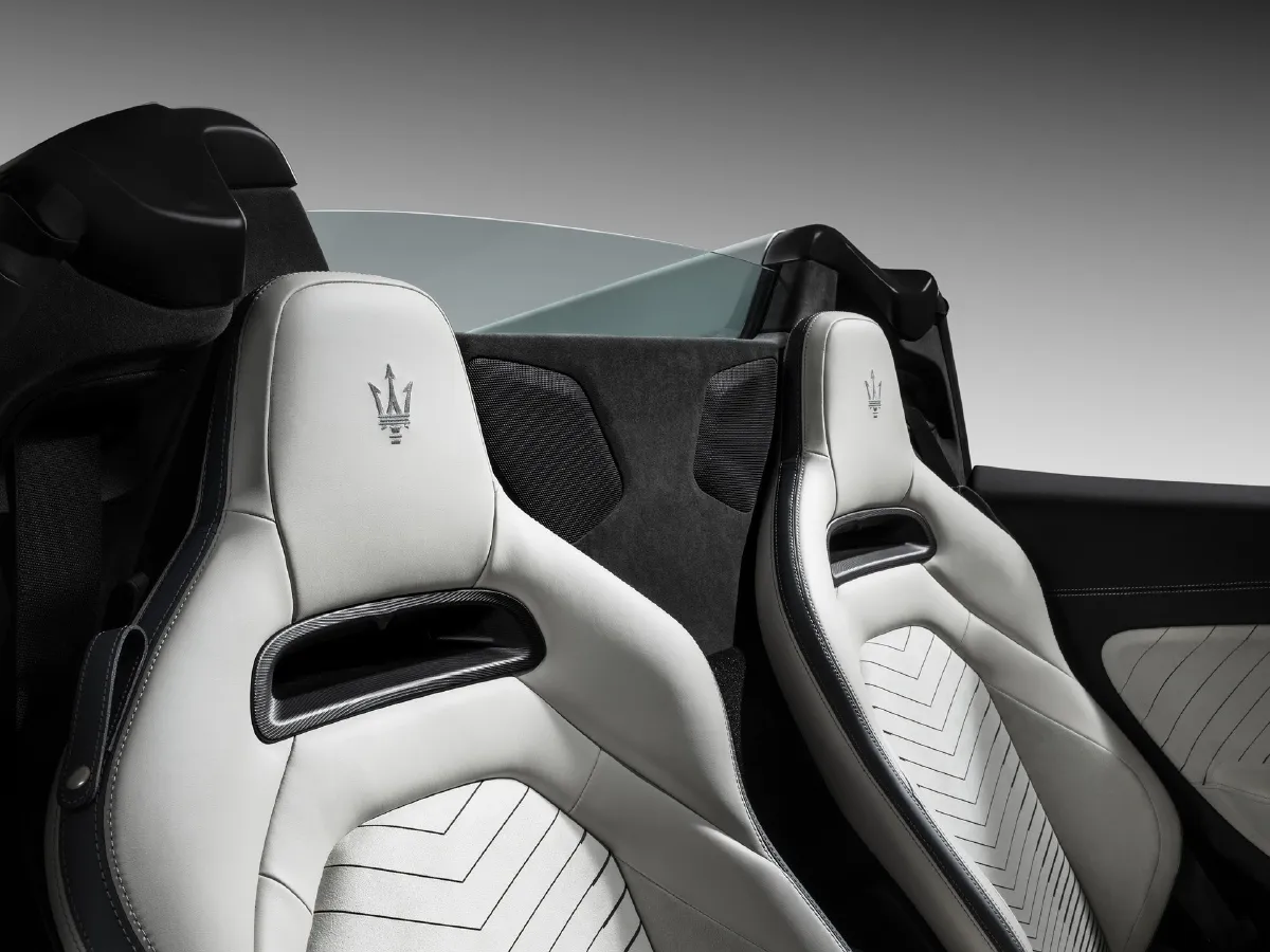 Maserati MC20,autocango,china used car exporter,china ev exporter,chinese used car exporter,chinese used ev exporter