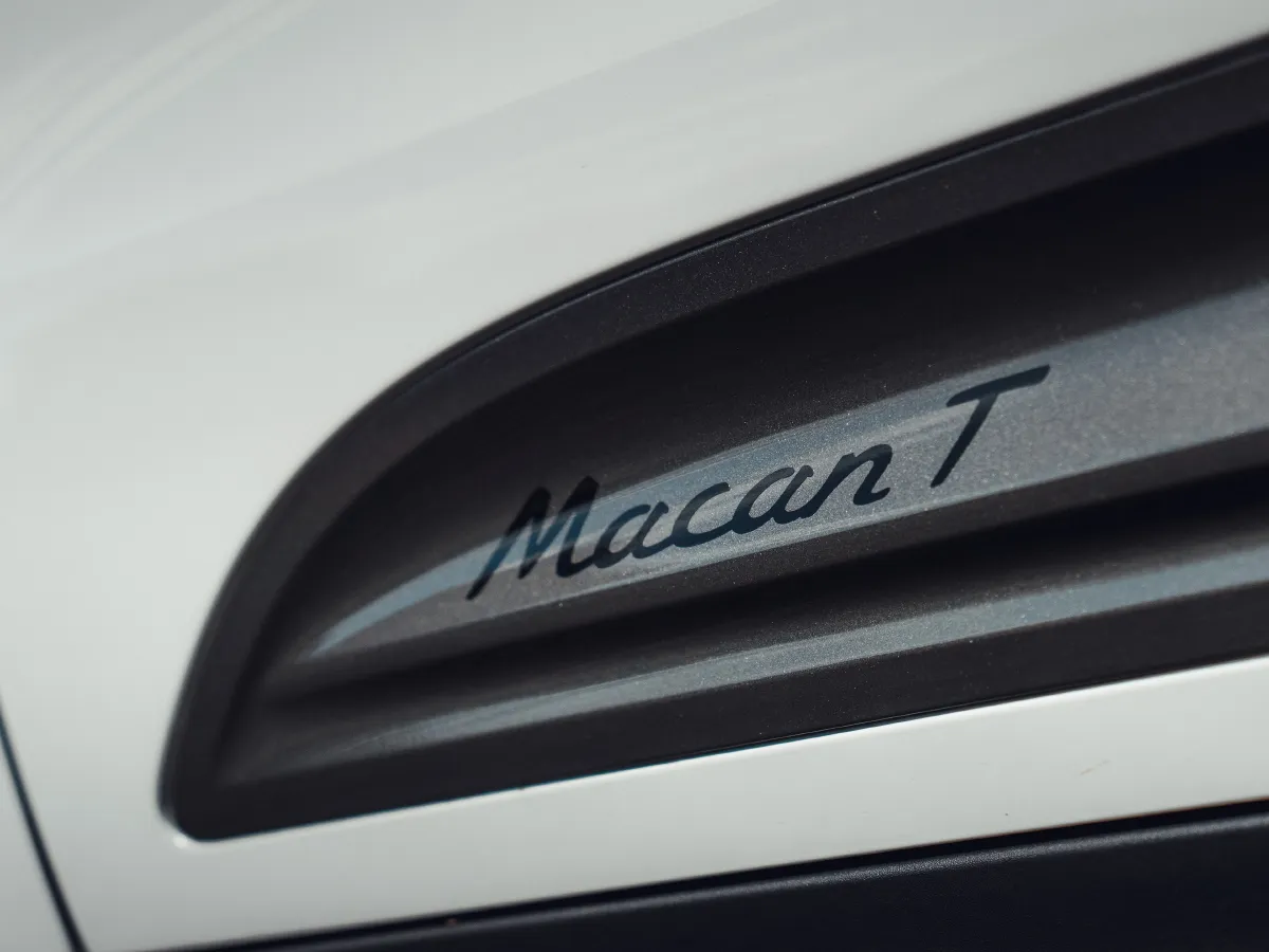 Porsche Macan,autocango,china used car exporter,china ev exporter,chinese used car exporter,chinese used ev exporter