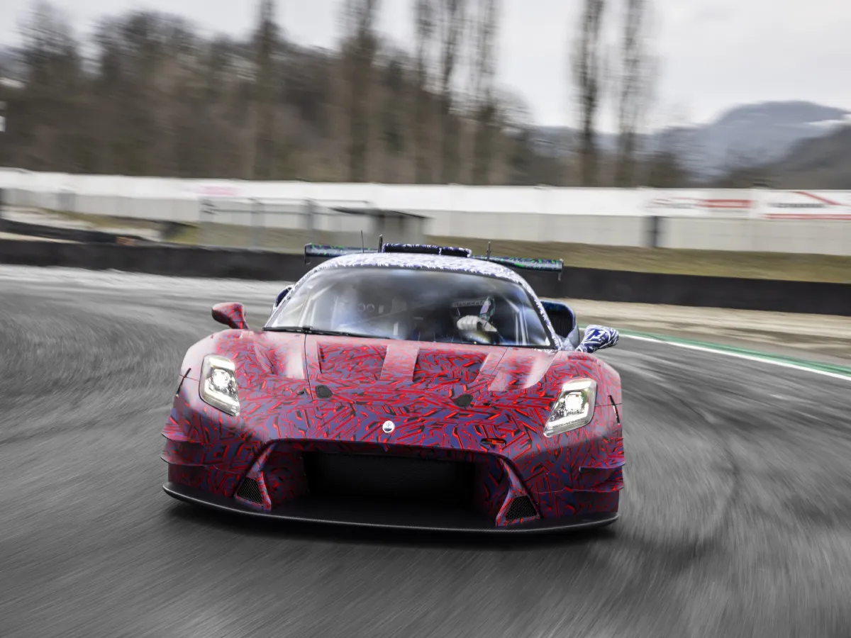 Maserati MC20,autocango,china used car exporter,china ev exporter,chinese used car exporter,chinese used ev exporter