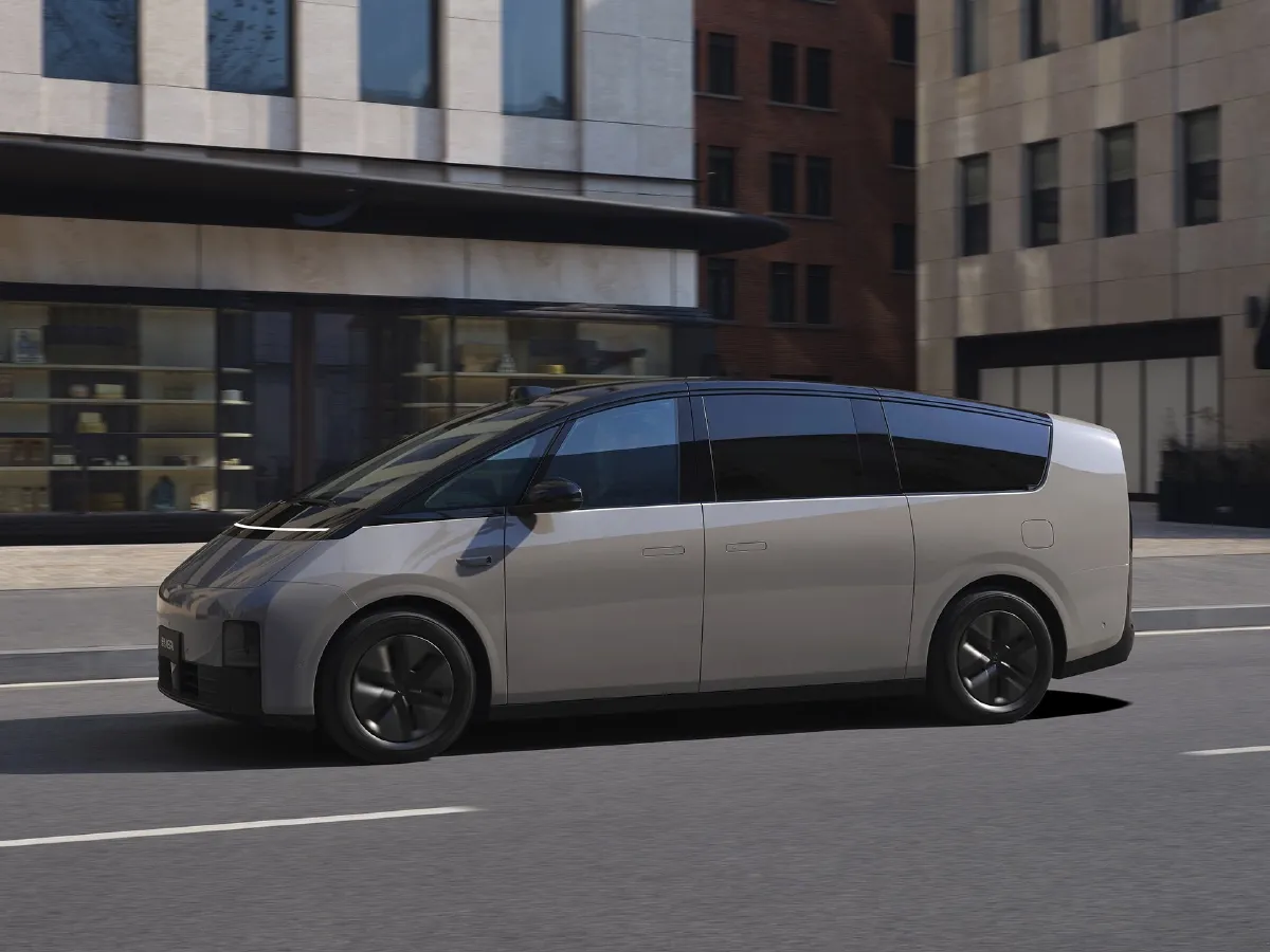 Li MEGA,autocango,china used car exporter,china ev exporter,chinese used car exporter,chinese used ev exporter