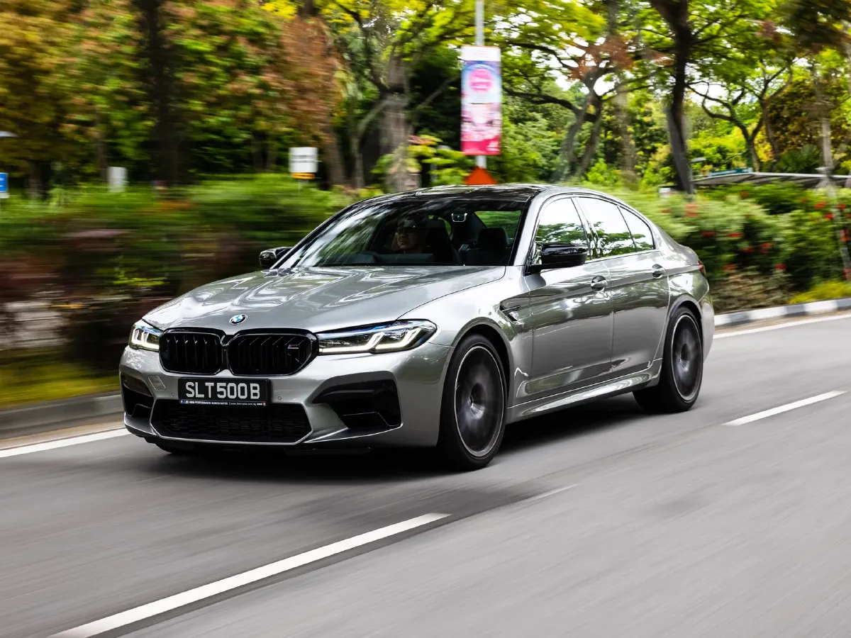 2012 BMW M5 4.4T 560HP V8 7DCT,autocango,china used car exporter,china ev exporter,chinese used car exporter,chinese used ev exporter