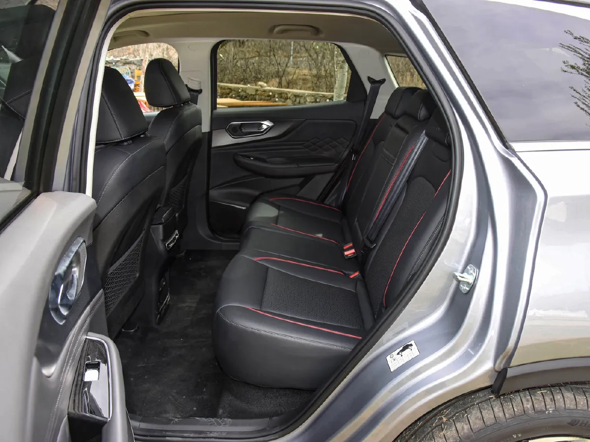 BeiJing Auto X7,autocango,china used car exporter,china ev exporter,chinese used car exporter,chinese used ev exporter