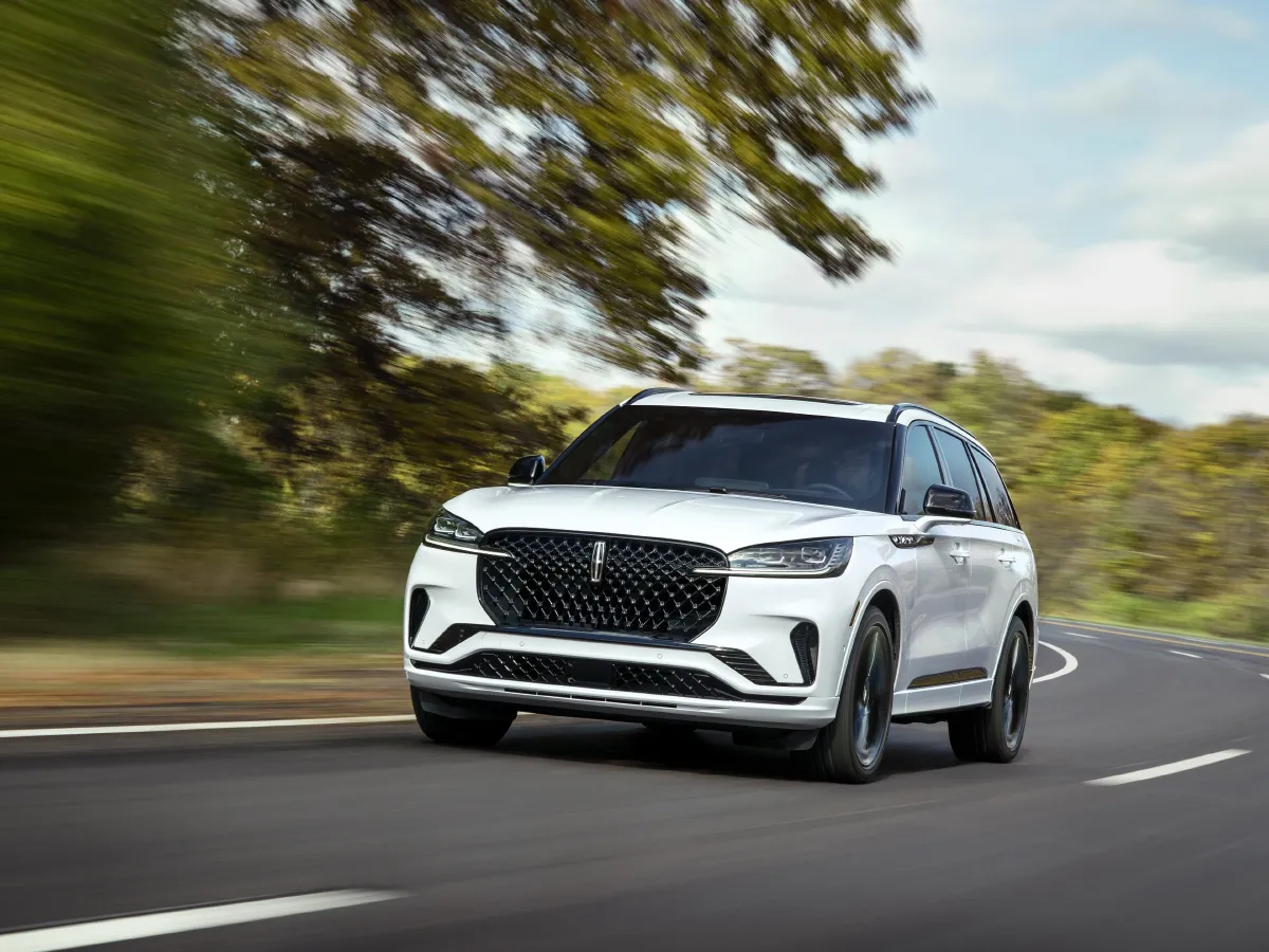 Lincoln Aviator,autocango,china used car exporter,china ev exporter,chinese used car exporter,chinese used ev exporter