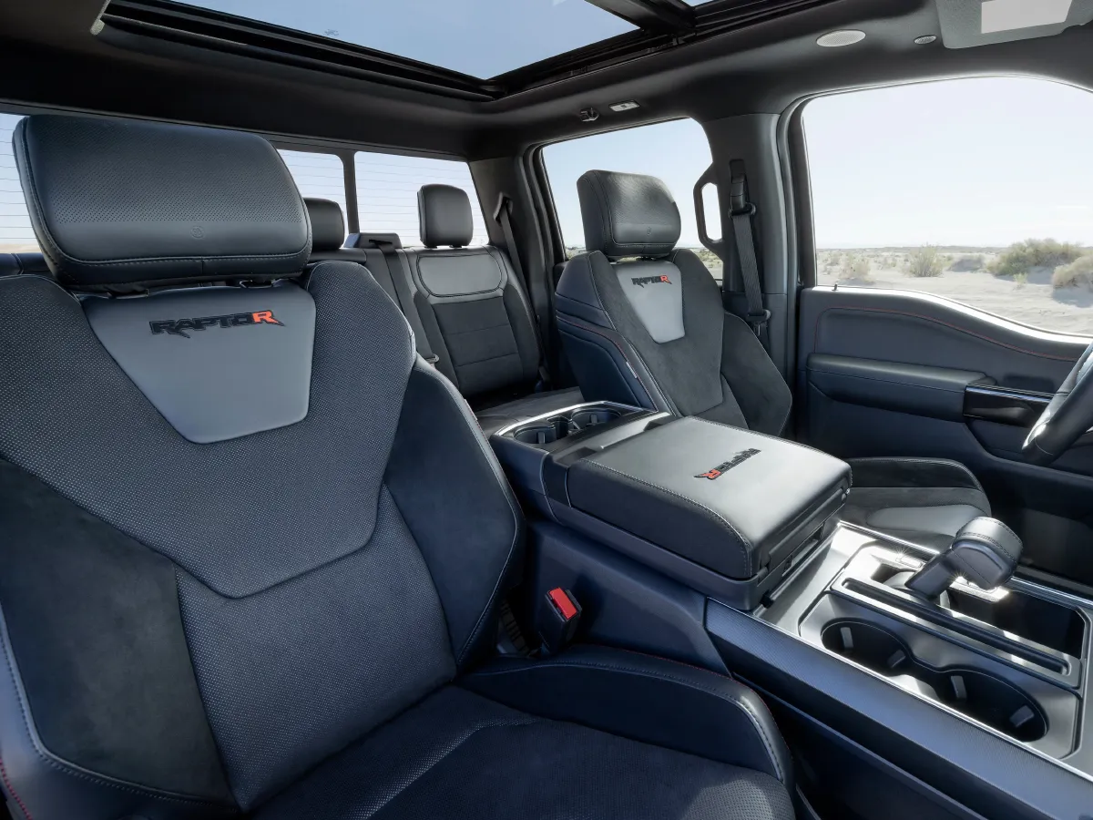 Ford F-150,autocango,china used car exporter,china ev exporter,chinese used car exporter,chinese used ev exporter