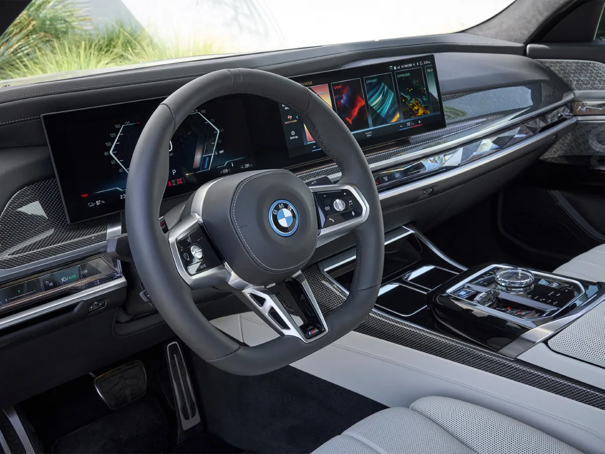 BMW i7,autocango,china used car exporter,china ev exporter,chinese used car exporter,chinese used ev exporter