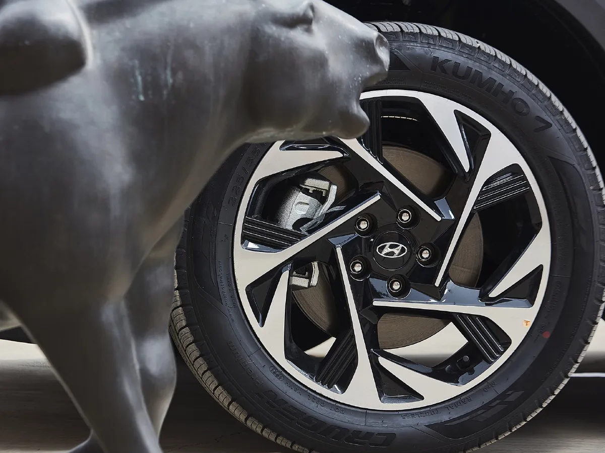 Hyundai Custo,autocango,china used car exporter,china ev exporter,chinese used car exporter,chinese used ev exporter