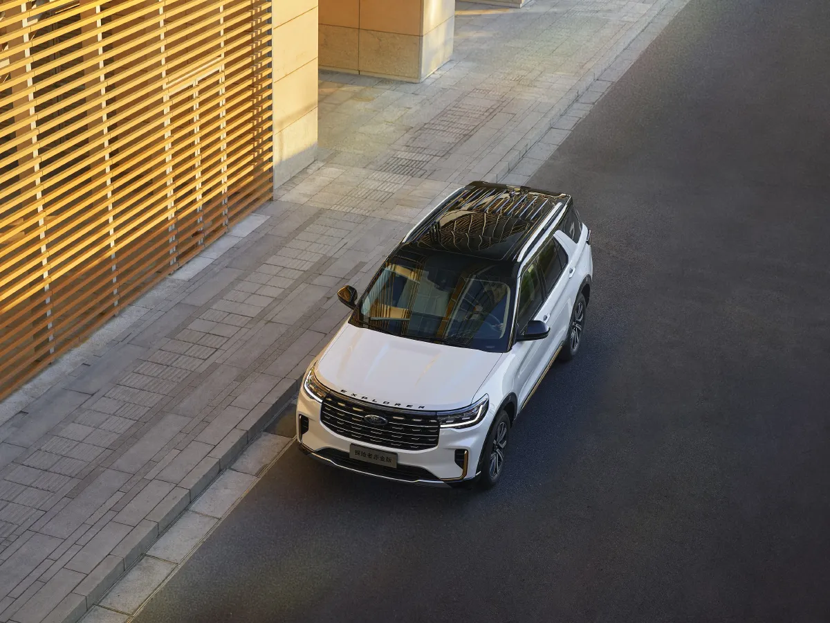 Ford Explorer,autocango,china used car exporter,china ev exporter,chinese used car exporter,chinese used ev exporter