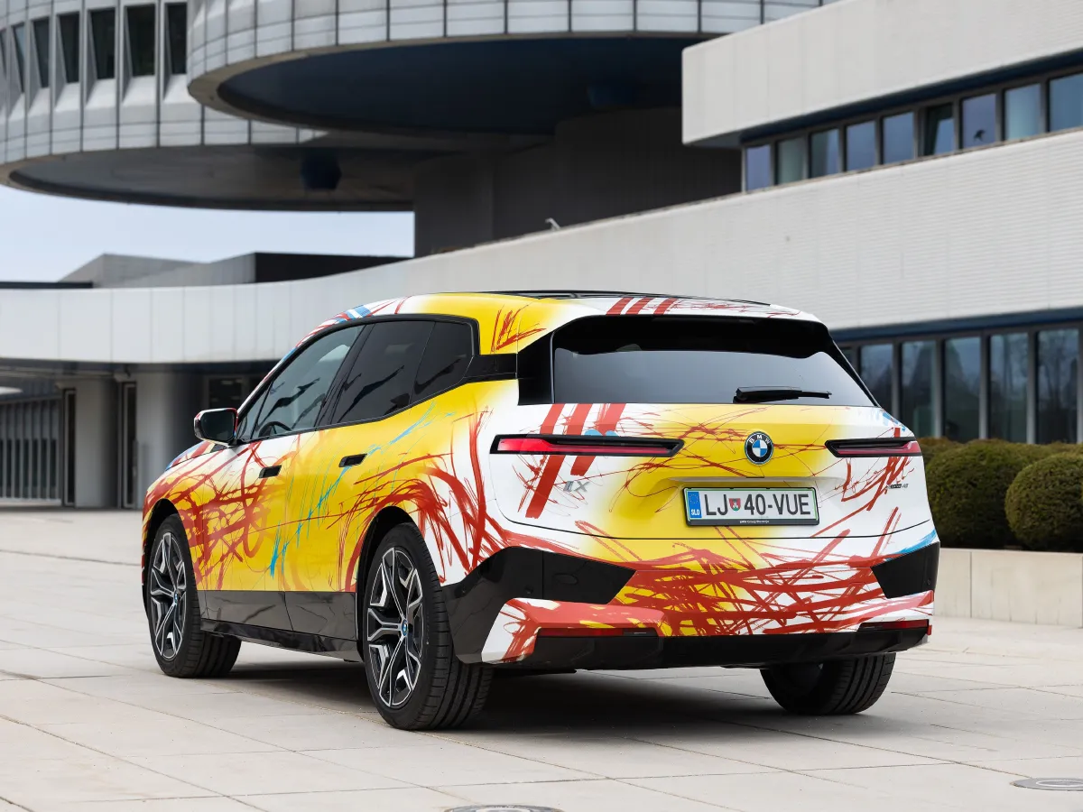 BMW iX,autocango,china used car exporter,china ev exporter,chinese used car exporter,chinese used ev exporter