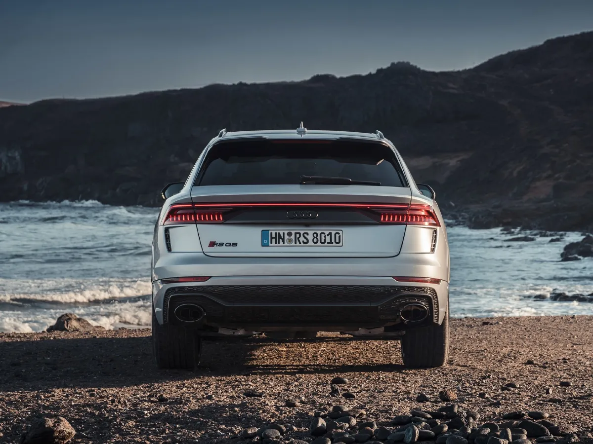 Audi RS Q8,autocango,china used car exporter,china ev exporter,chinese used car exporter,chinese used ev exporter