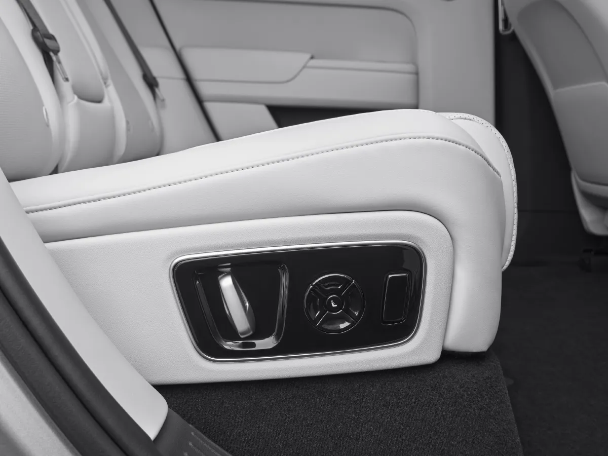 Li L7,autocango,china used car exporter,china ev exporter,chinese used car exporter,chinese used ev exporter