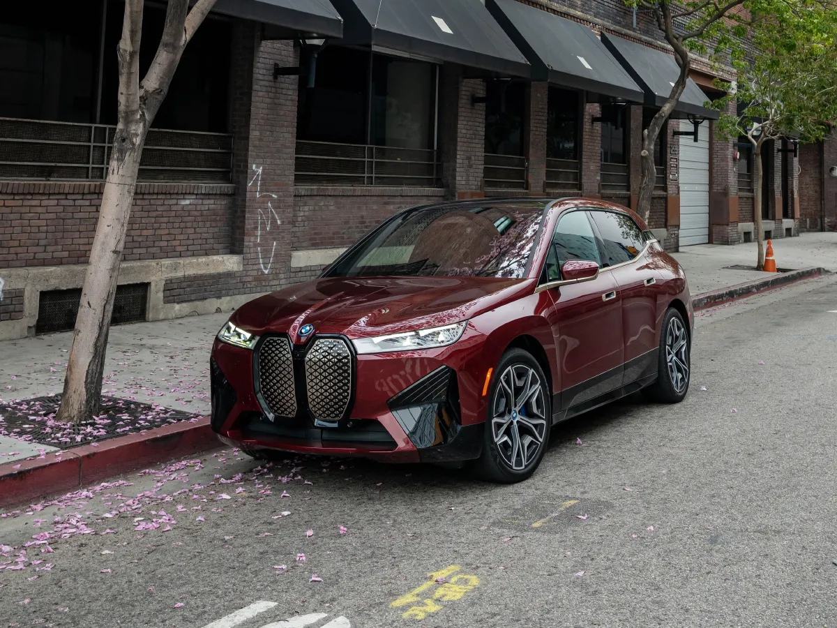 BMW iX,autocango,china used car exporter,china ev exporter,chinese used car exporter,chinese used ev exporter