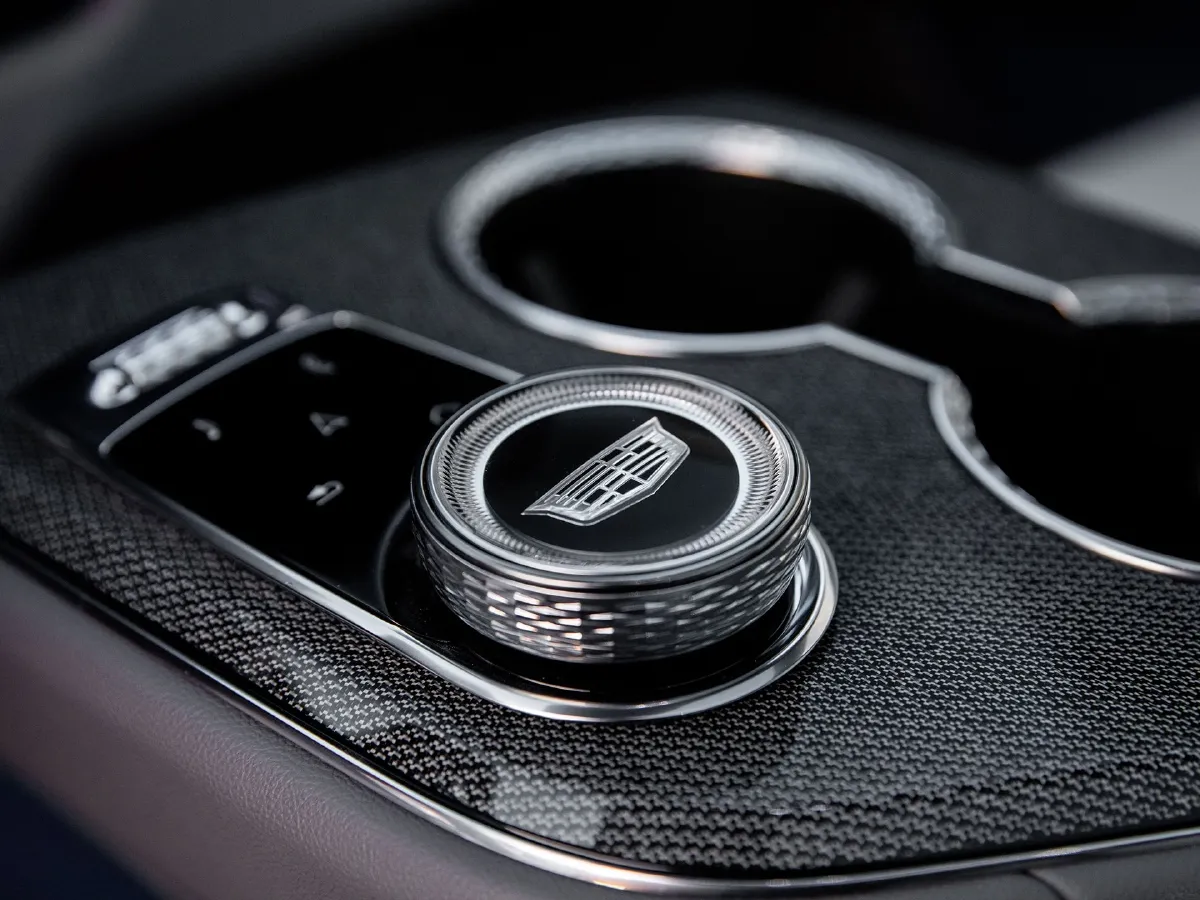 Cadillac OPTIQ,autocango,china used car exporter,china ev exporter,chinese used car exporter,chinese used ev exporter