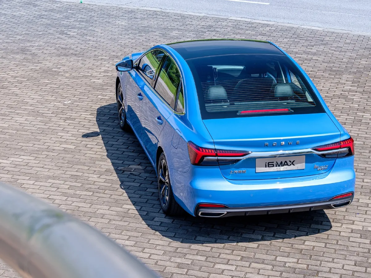 Roewe i6 MAX,autocango,china used car exporter,china ev exporter,chinese used car exporter,chinese used ev exporter