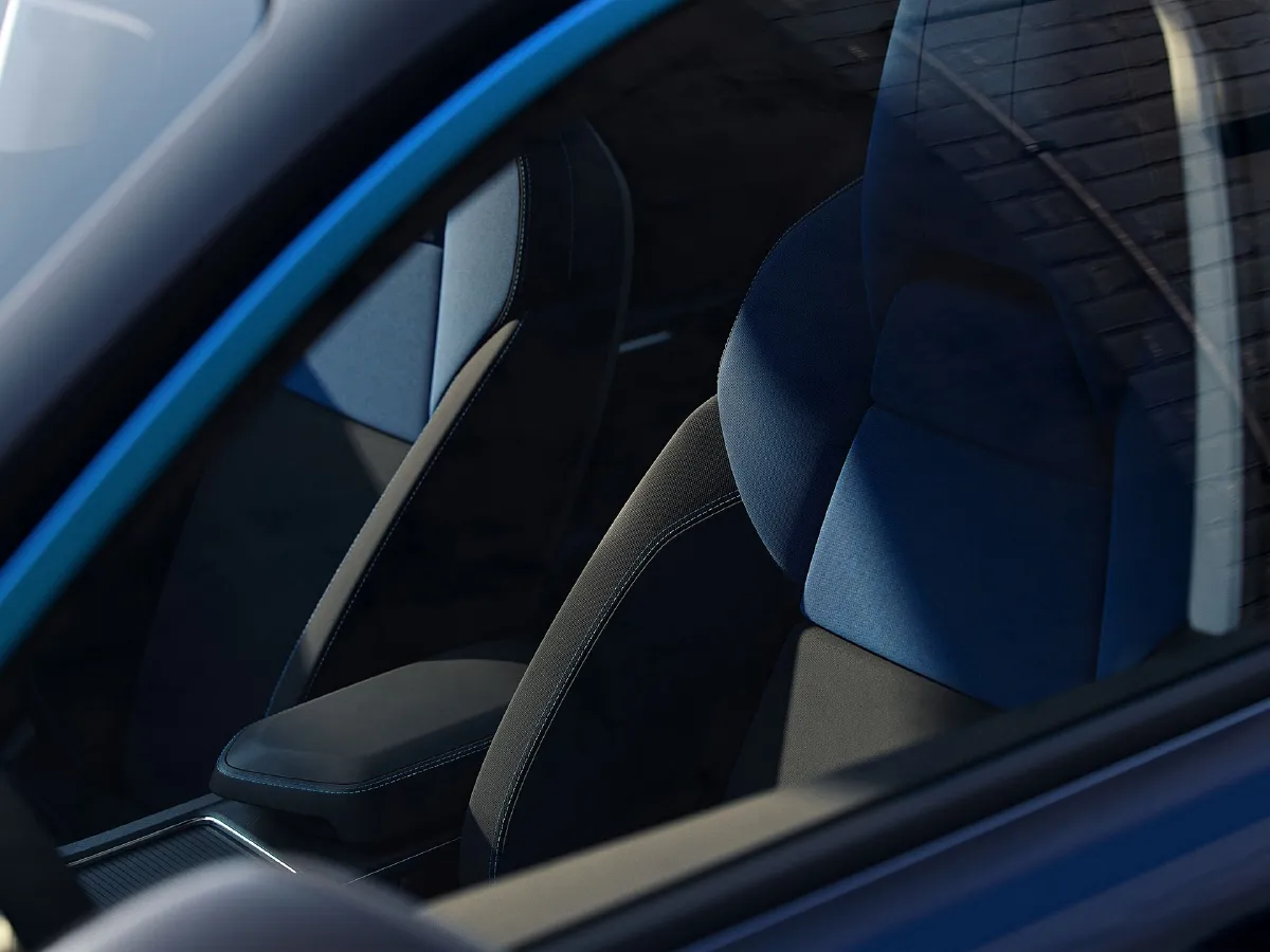 LYNK&CO 01 EM-P,autocango,china used car exporter,china ev exporter,chinese used car exporter,chinese used ev exporter