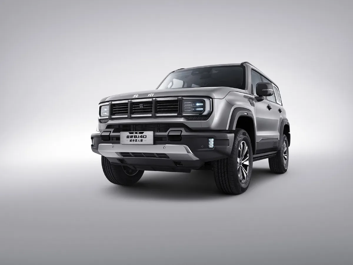 Beijing BJ40,autocango,china used car exporter,china ev exporter,chinese used car exporter,chinese used ev exporter