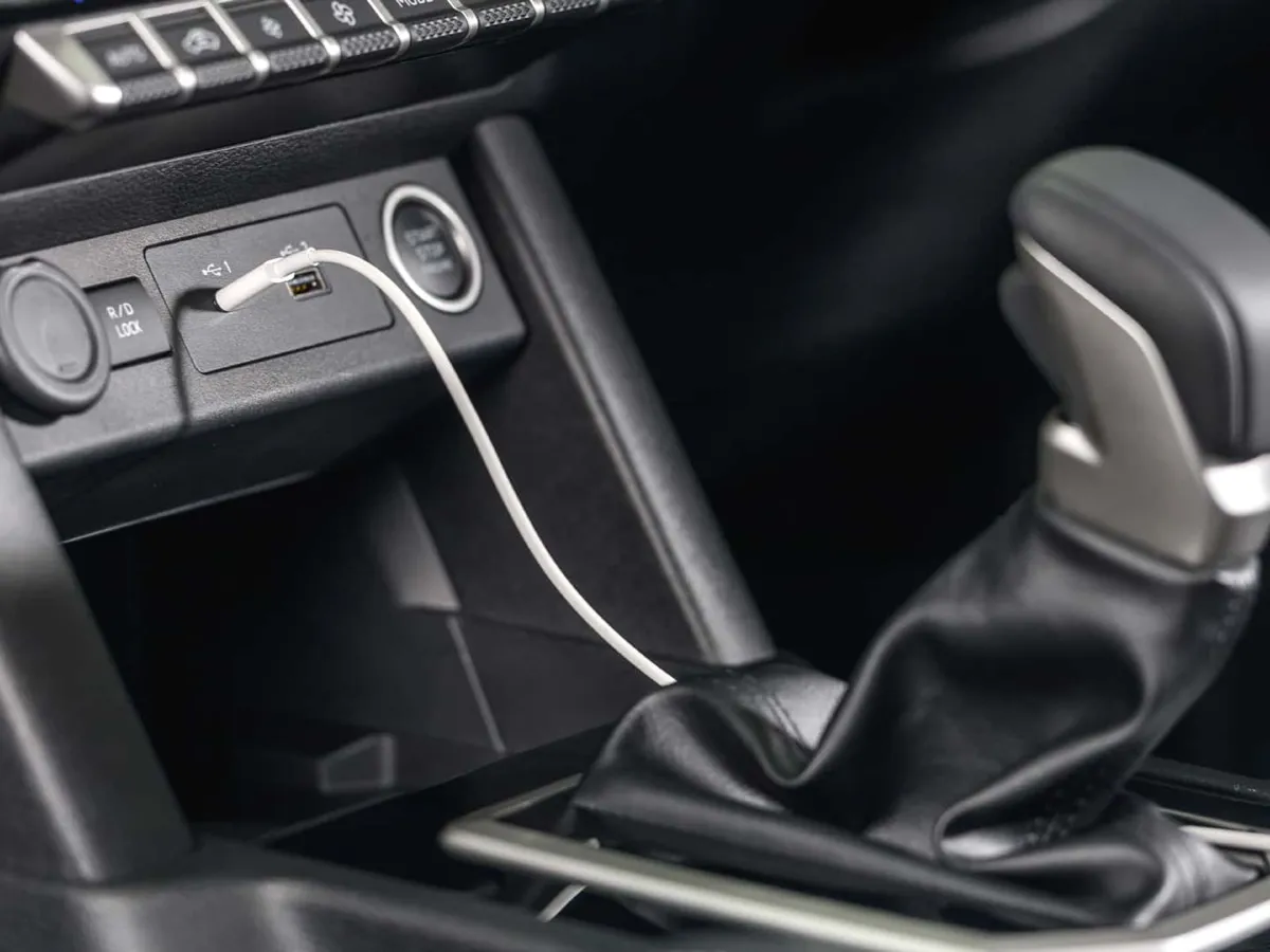 2023 Mitsubishi L200 2.3T 150HP L4 6AT,autocango,china used car exporter,china ev exporter,chinese used car exporter,chinese used ev exporter