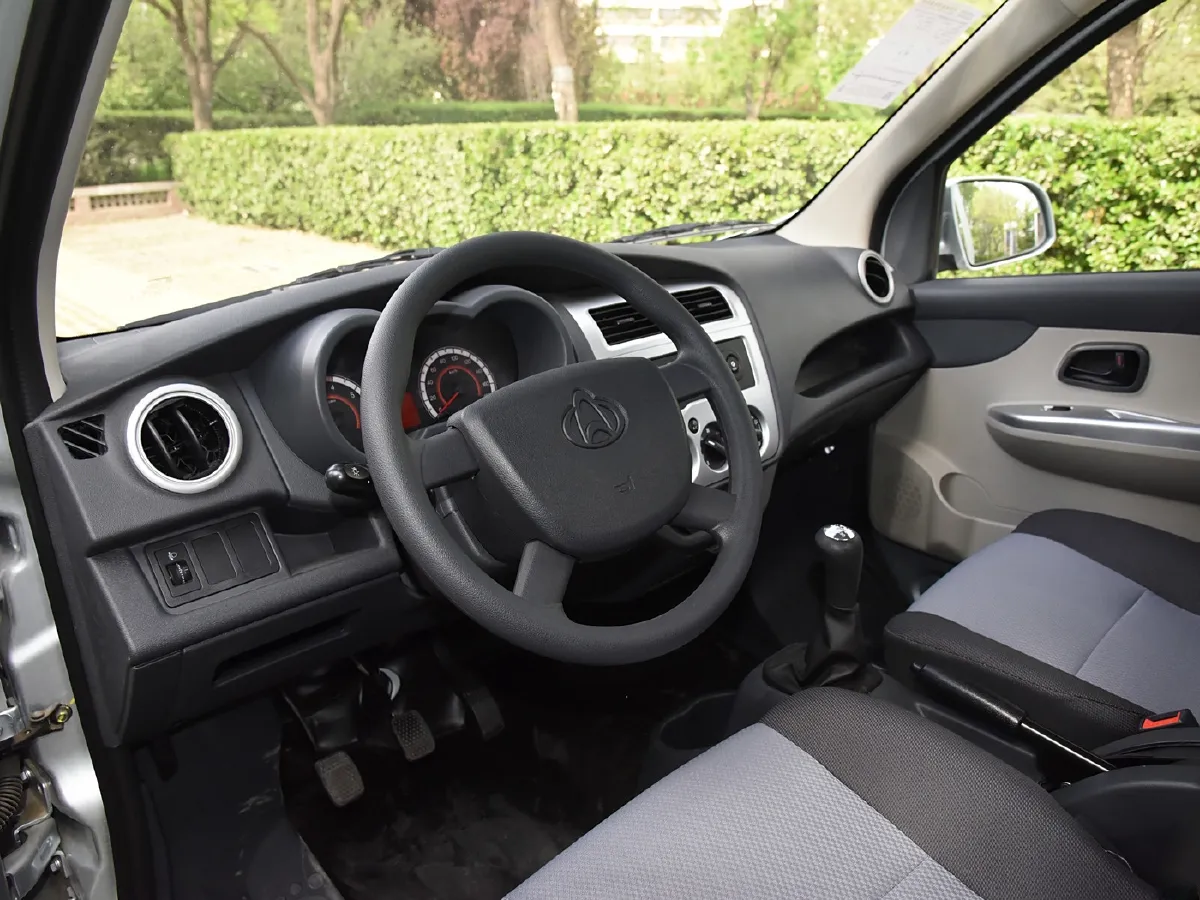 ChangAn Kaicene XingKa L,autocango,china used car exporter,china ev exporter,chinese used car exporter,chinese used ev exporter