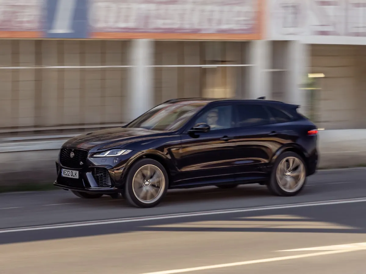 Jaguar F-PACE,autocango,china used car exporter,china ev exporter,chinese used car exporter,chinese used ev exporter